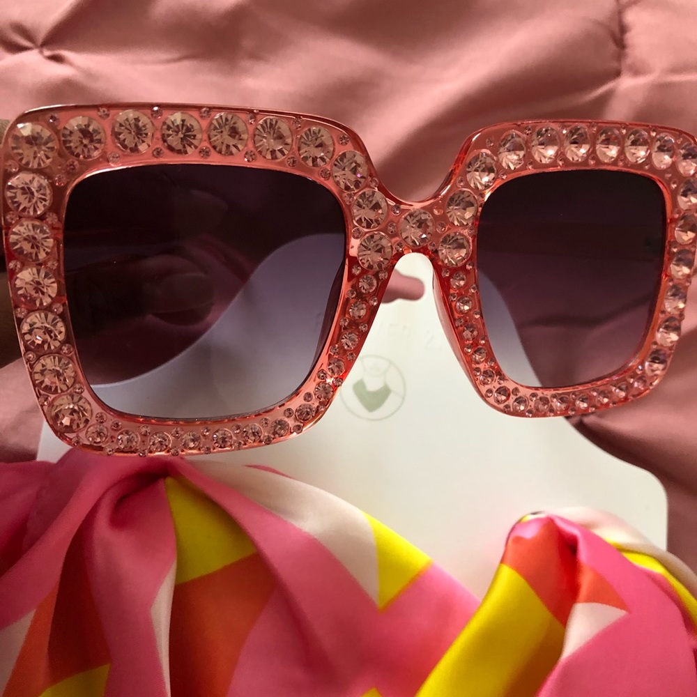 Pink oversized sunglasses